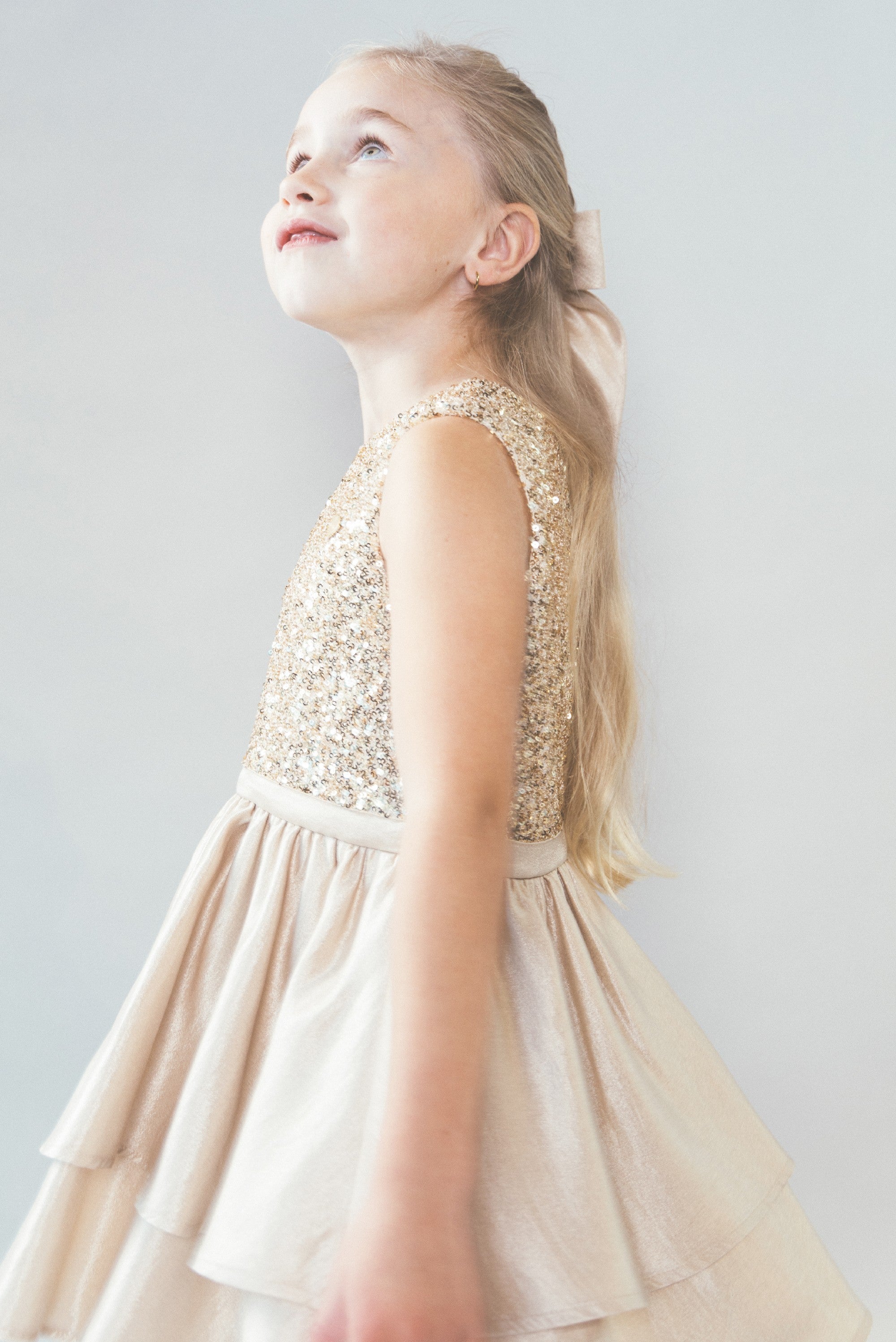 SHINY feest jurk. Golden Glow