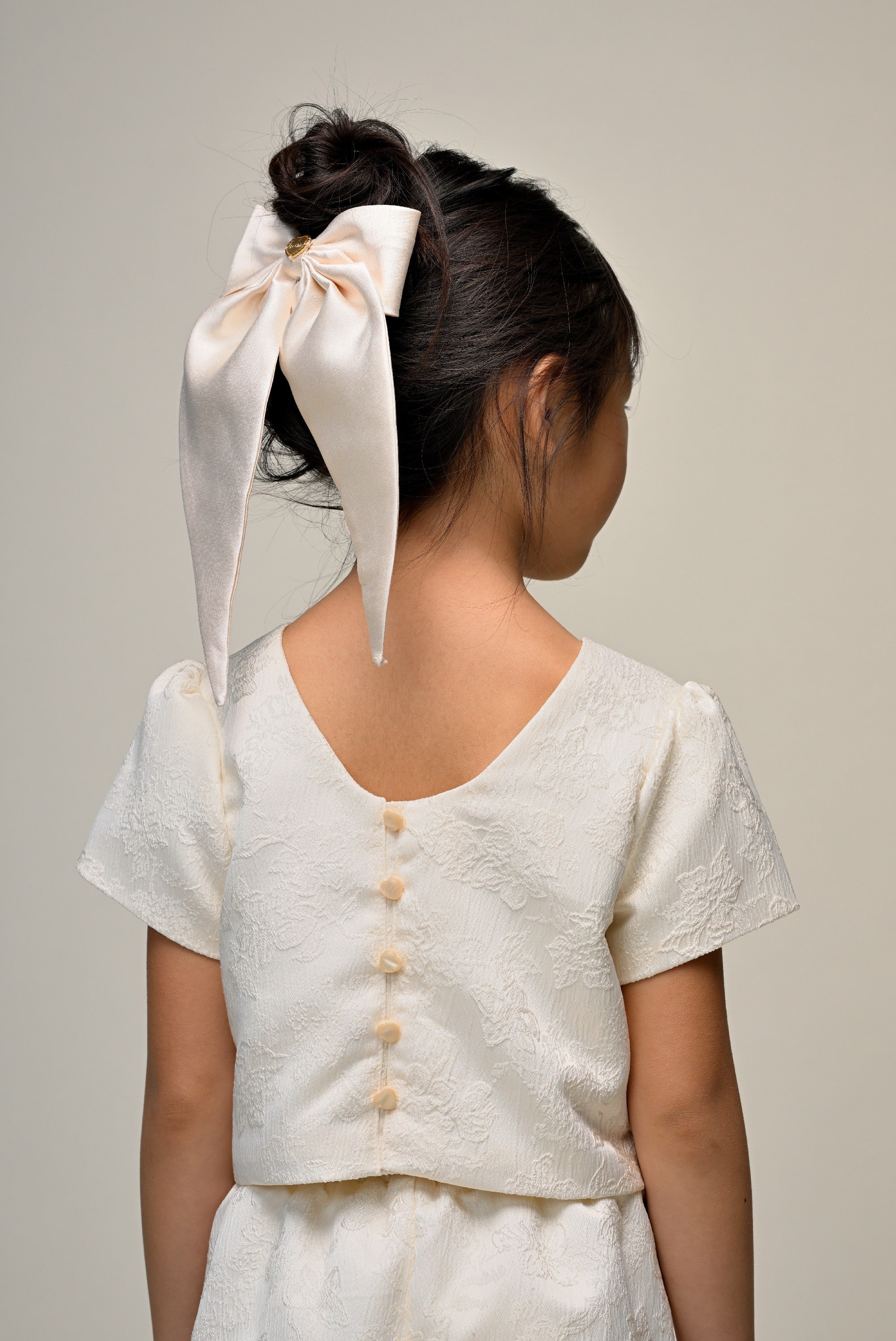 RANIA strik haarclip. Pearl