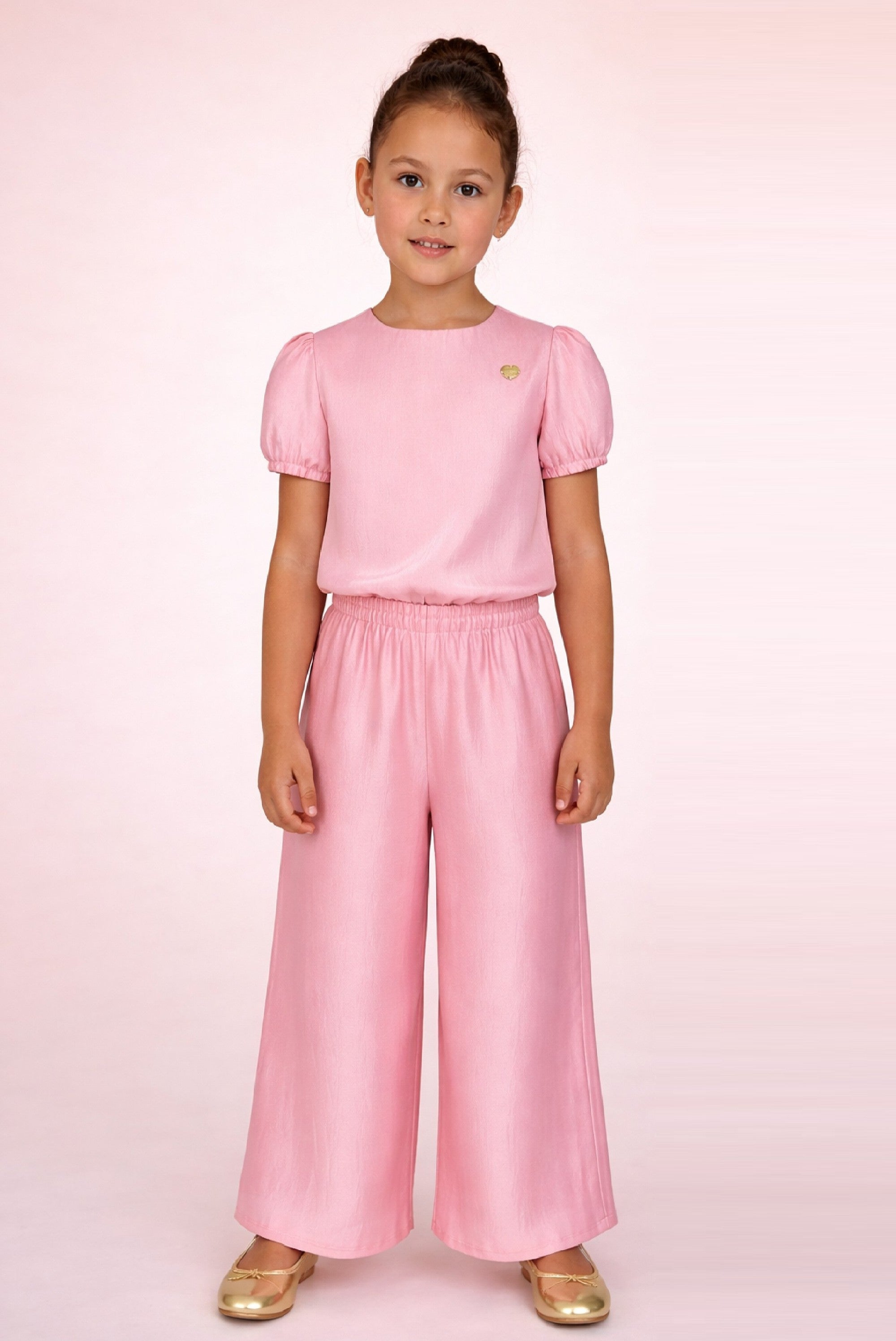 EVERLYNE cropped summer blouse. Flamingo Festival
