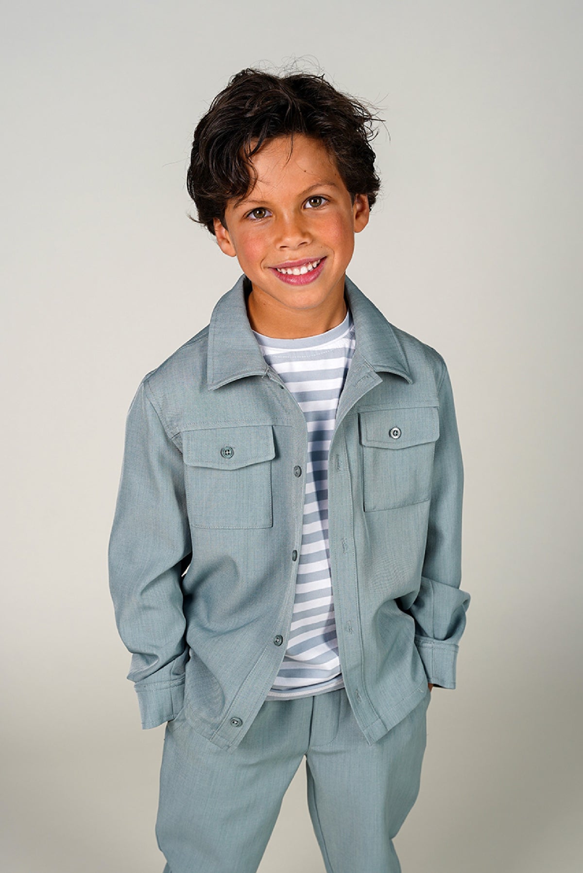 EVILO overshirt. Sage Green | Le Chic Fashion